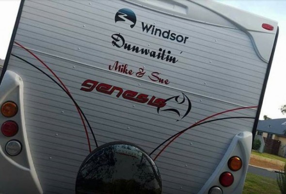 vinyl lettering decal